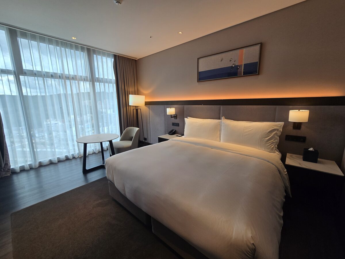 King room at DoubleTree by Hilton Seoul Pangyo