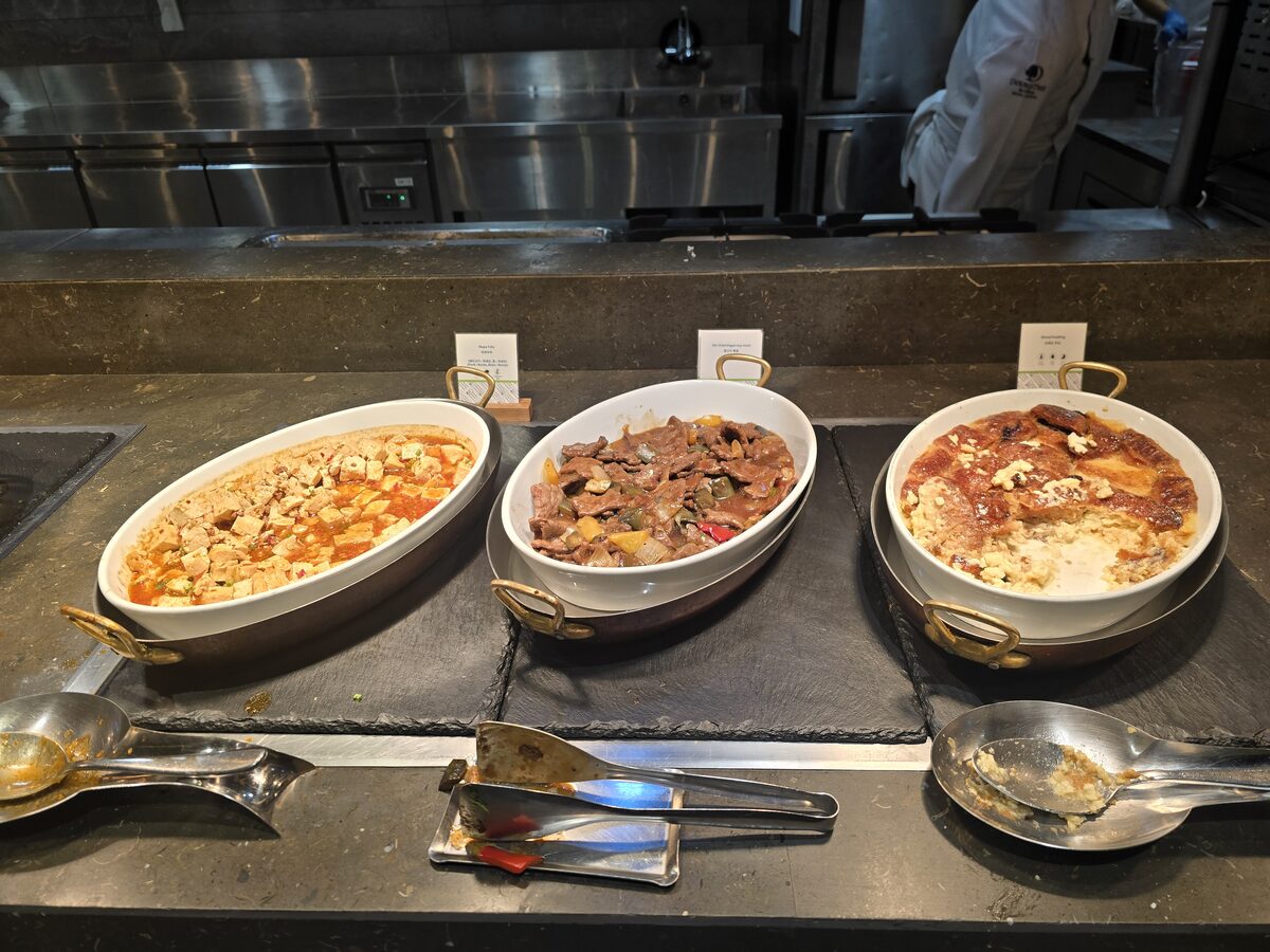 Western breakfast dishes at DoubleTree Pangyo