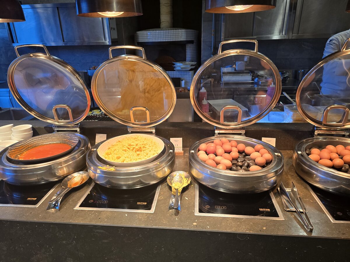 Breakfast buffet at DoubleTree Pangyo