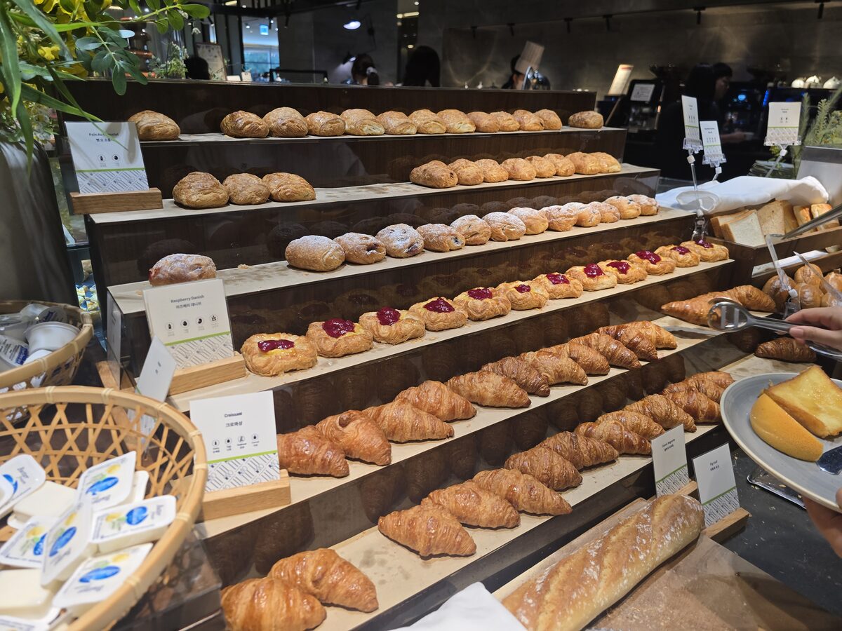 Bakery section at DoubleTree Pangyo breakfast