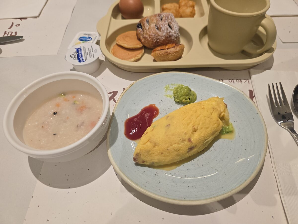 Family breakfast plate at DoubleTree Pangyo