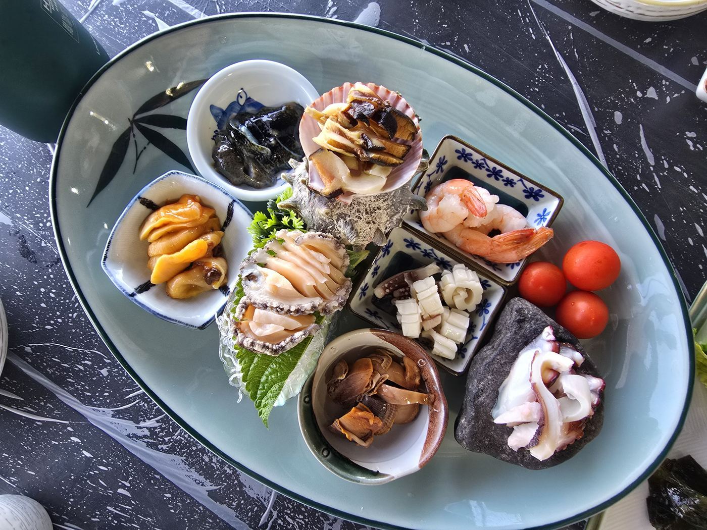 Dangpo Hoe Center seafood platter