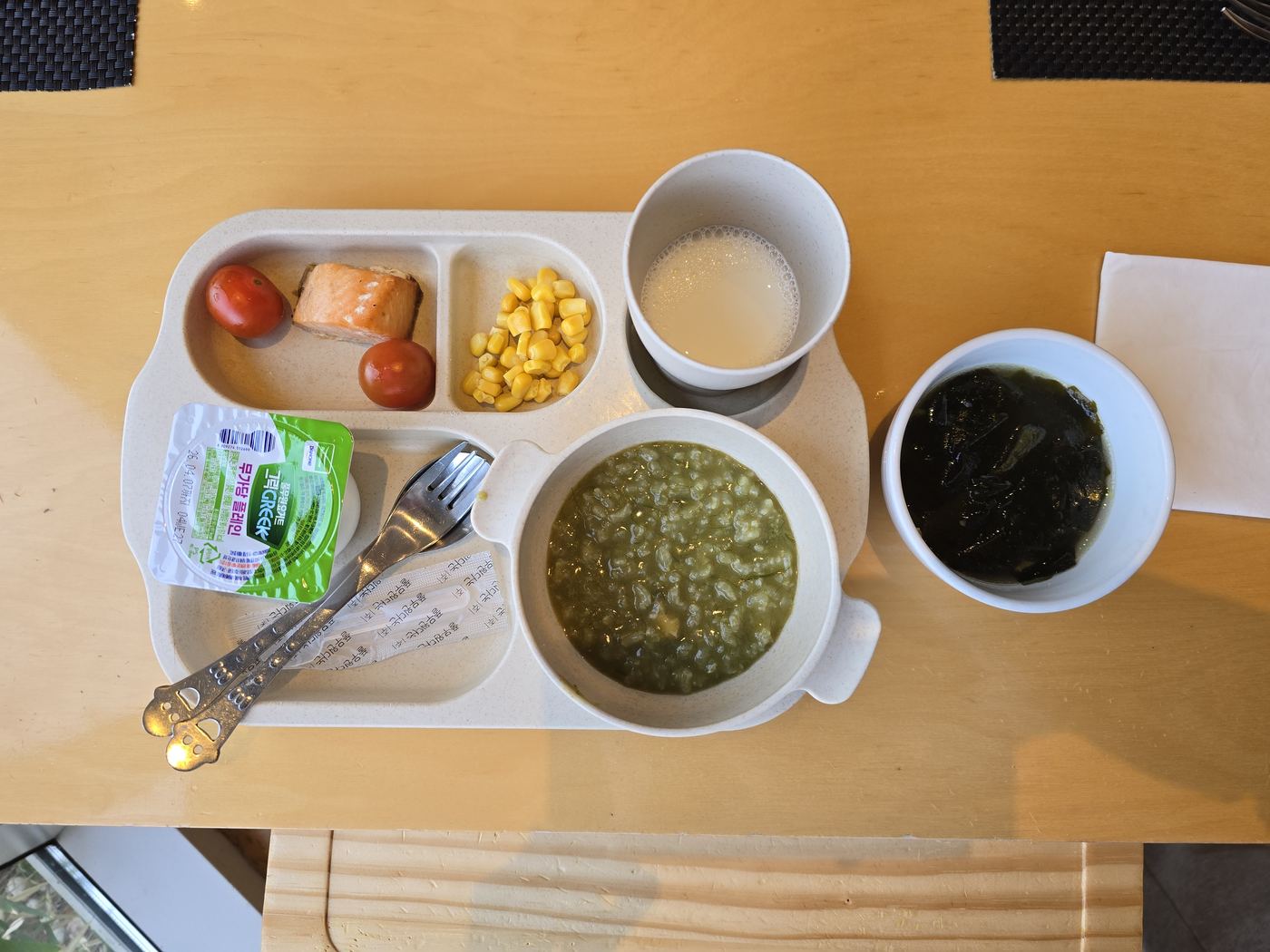 Her picks: porridge, salmon & corn