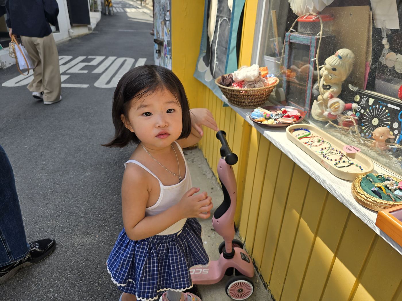 Exploring Bukchon neighborhood shops with kids