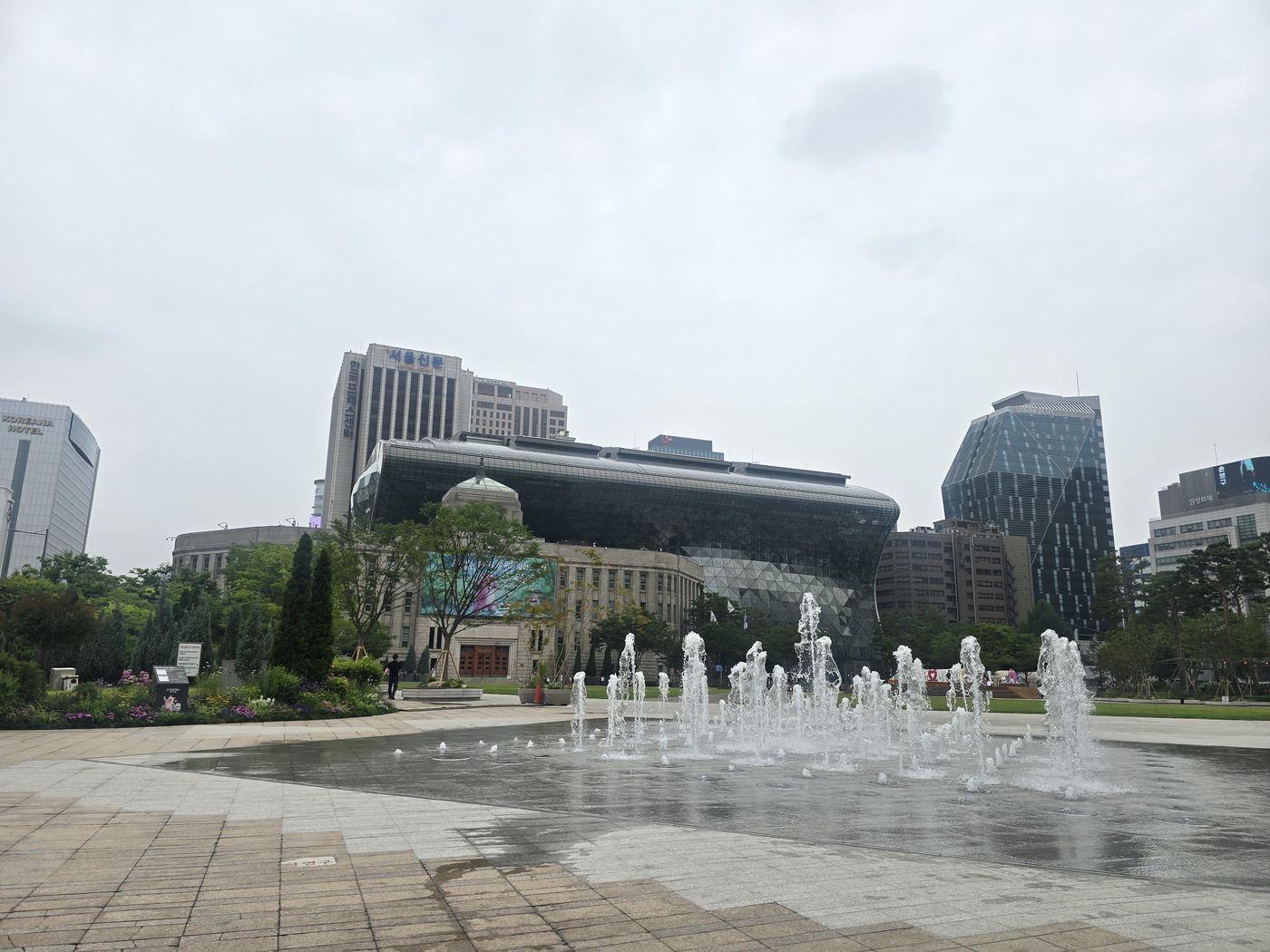 Seoul City Hall exterior in summer