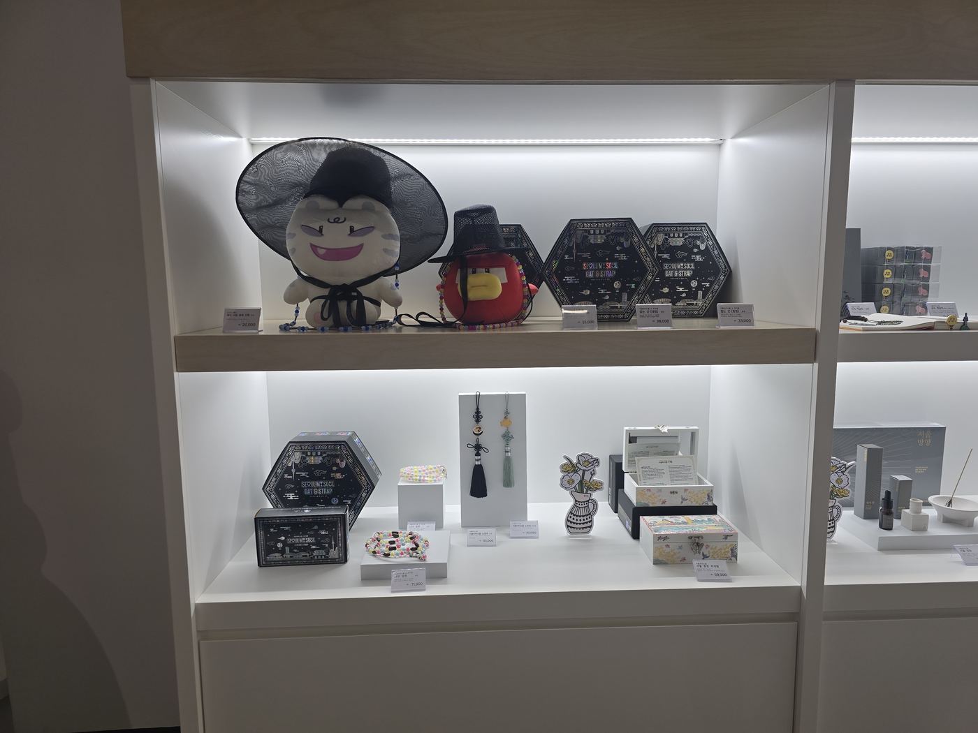 Seoul My Soul Shop display