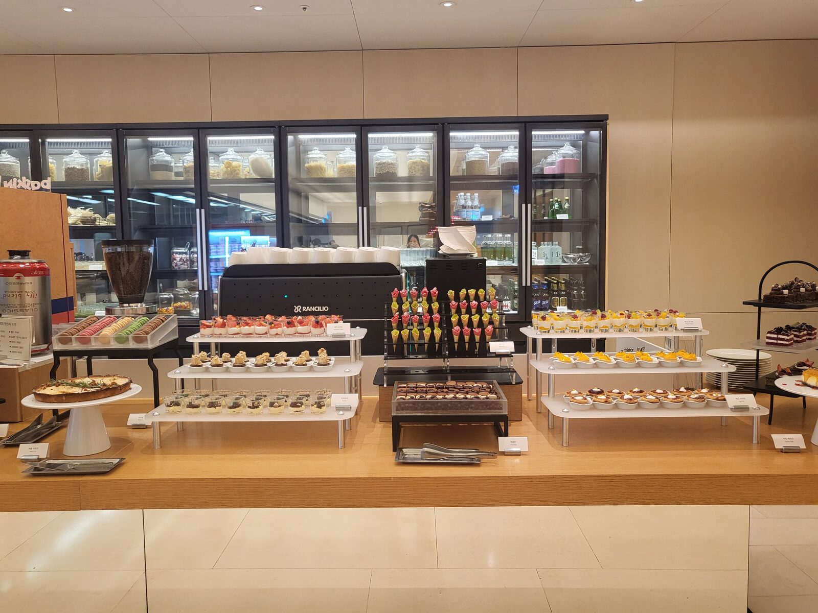 Dessert buffet spread at SEAMARQ Hotel Gangneung