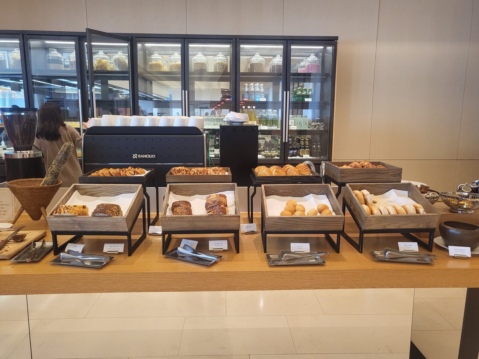 Fresh bread and pastry spread at SEAMARQ Hotel Gangneung breakfast buffet