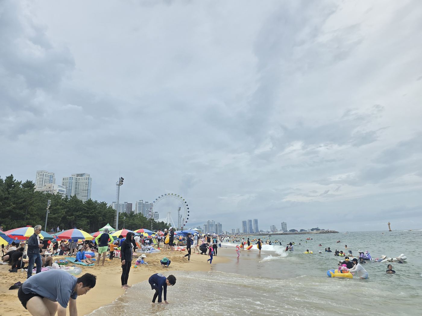 Sokcho Beach panorama on a cloudy day