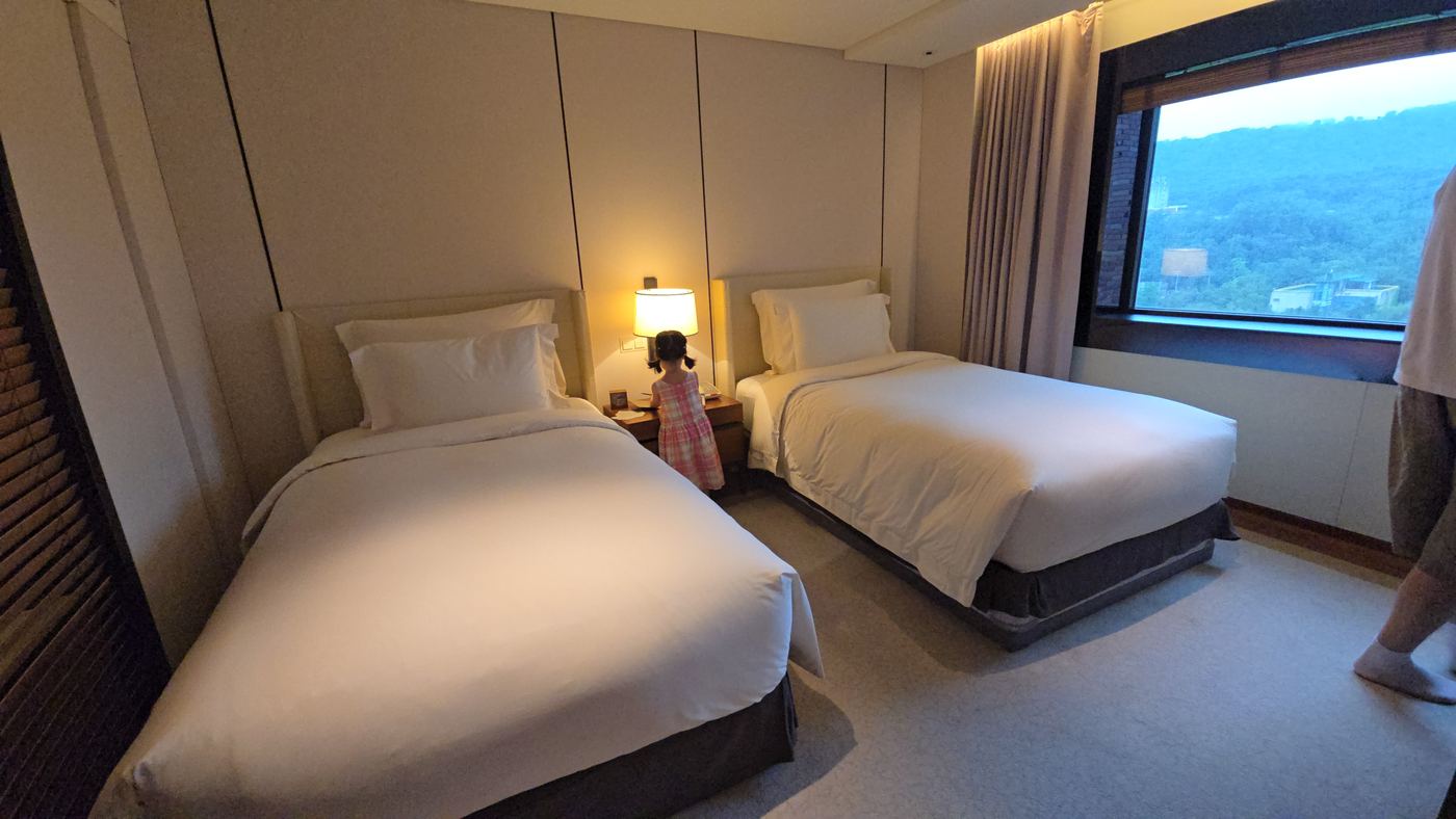 Deluxe Room with twin beds at The Shilla Seoul